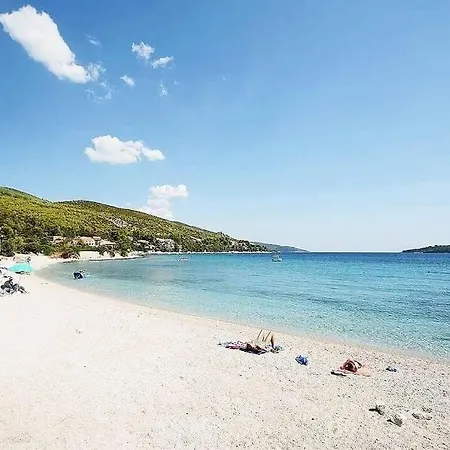 Seaview Sara 아파트